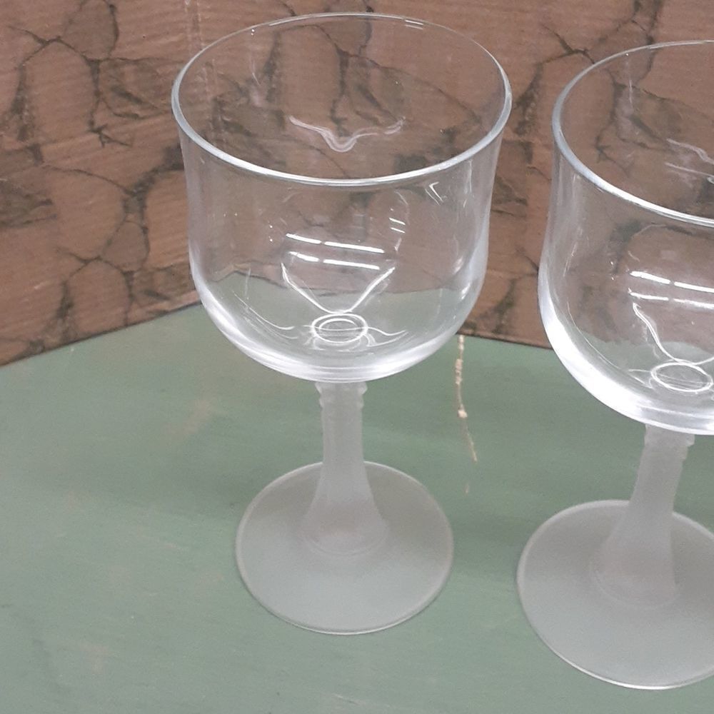 Hana Cristal D"Arques-Durand CRA37 wine goblets with stunning frosted - Picture 2 of 4